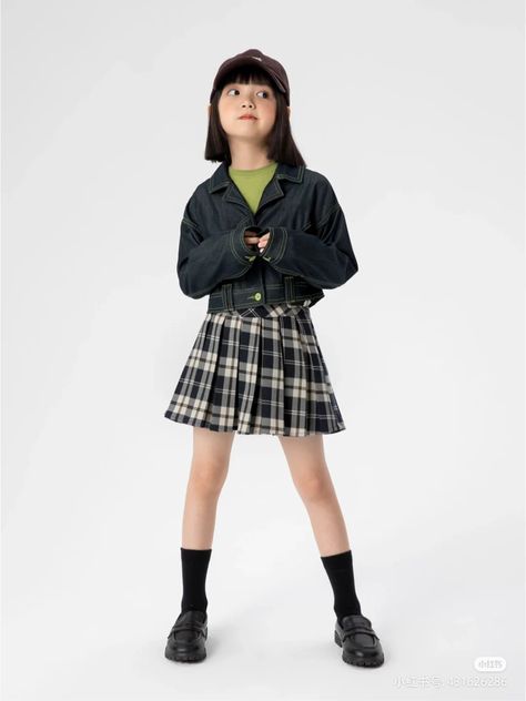 Kids Reference, Child Outfits, Plaid Skort, Light Garden, Fashion Model Poses, Kid Character, Kids Fashion Girl, Model Poses, Children’s Books