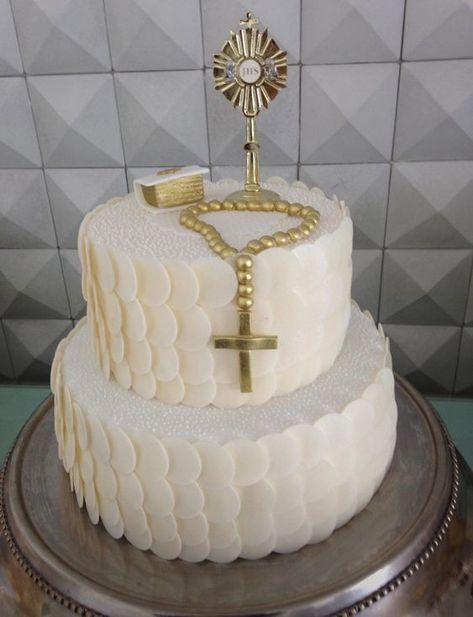 Baptismal Luncheon Food Ideas, Boys First Communion Cakes, Comunion Cake, First Holy Communion Cake, Communion Cake Topper, Holy Communion Cakes, First Communion Cakes, Holy Communion Party, Boys First Communion