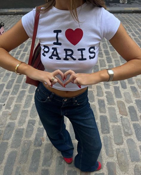 Paris Shirt, Parisienne Chic, Slim Fit Crop Top, Love Paris, Paris T Shirt, I Love Paris, Vintage Crop Tops, Paris Outfits, Baby T Shirts