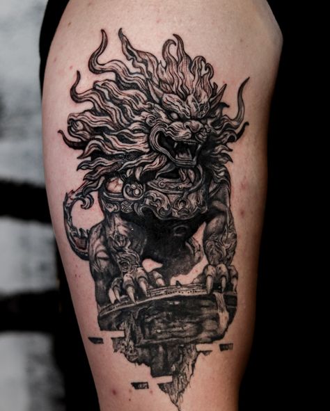 — CHINESE GUARDIAN LION — Also known as The Chinese Foo Dogs are powerful stone statues that symbolize protection, strength, and prosperity 🙌 (Some Healed some Fresh) Let me know what you think! 🙏 Email for booking Inkbyted@gmail.com #tattoo#foodogstatue#chineseguardianlion#tattooart Four Guardians Chinese Tattoo, Lion Statue Tattoo, Fu Dog Tattoo, Chinese Guardian Lion, Foo Dog Tattoo, Chinese Lion, Lion Statue, Guardian Lion, Statue Tattoo