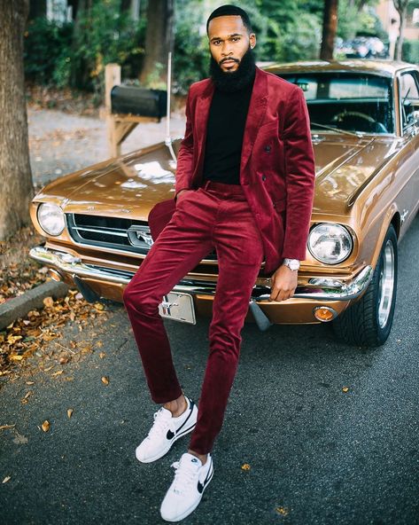 Burgundy Blazer Outfit Mens, Velvet Pants Outfit Winter, Velvet Prom Suit, Burgundy Blazer Outfit, Velvet Pants Outfit, Tux Prom, Men's Business Outfits, Winter Pants Outfit, Burgundy Blazer