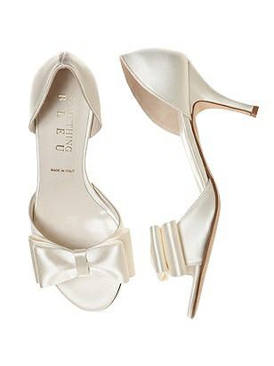 1950s 1960s Bow Heels Ivory Wedding Shoes - Cinnamon BowTie dOrsay Bridal Shoe $95.00 AT vintagedancer.com Tiffany Blue Heels, Best Bridal Shoes, Dorsay Heels, Satin Wedding Shoes, Rose Gold Shoes, Bridal Shoe, Crystal Heels, Shoe Gallery, Beaded Flats