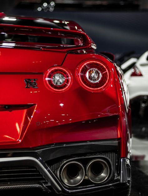 Red Nissan Gtr, Gtr Wallpaper, Nissan Skyline R35, Nissan Gtr Wallpapers, Range Rover Car, Car Nissan, Nissan Gtr R34, Gtr Car, Power Art