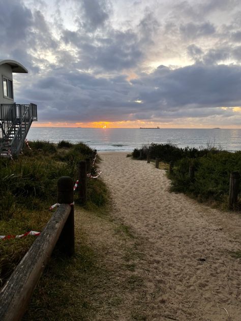 #sunrise #beach #mornings #wollongong Gong Aesthetic, Wollongong Beach, Adventure Aesthetic, Uni Life, Morning Sunrise, Sunrise Beach, Landscape Wallpaper, Pretty Places, Sky Aesthetic