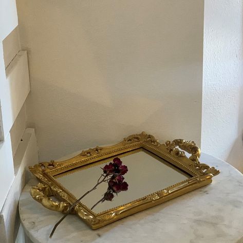 French Style Mirrors, Antique Gold Mirror, Gold Bedroom Decor, Crystal Seashells, Vanity Organizer, Mirror Vanity Tray, Aesthetic Gold, Gold Tray, Europe Style