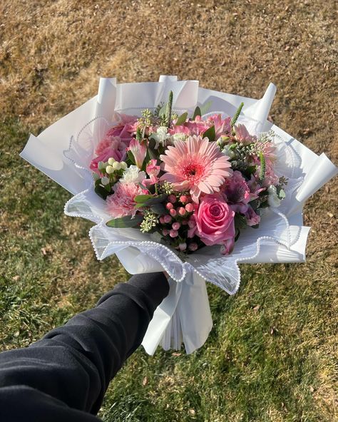 Mixed Blooms Bouquet, Mother’s Day Flower Bouquet, Flower Ideas, April 29, Ikebana, Flowers Bouquet, Mother’s Day, Bouquets, Flowers