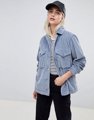 Overshirt Women, Beautiful Boho Dresses, Oversize Jacket, Style Bleu, Chique Outfit, Cooler Look, Over 50 Womens Fashion, Jacket Outfit, Preppy Casual