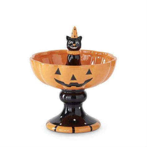 This Halloween, the 8.25" Ceramic Jack O'Lantern Bowl with Black Cat offers a charmingly spooky surprise. It strikes the perfect balance between sweet and sassy, making it the perfect addition to your whimsical and adorable Halloween theme. Use this bowl to serve your favorite treats. Pumpkin Bowl, Pumpkin Bowls, Halloween Figures, Johanna Parker, Cat Perch, Cat Bowl, Holiday Store, Cat Icon, Trick Or Treater