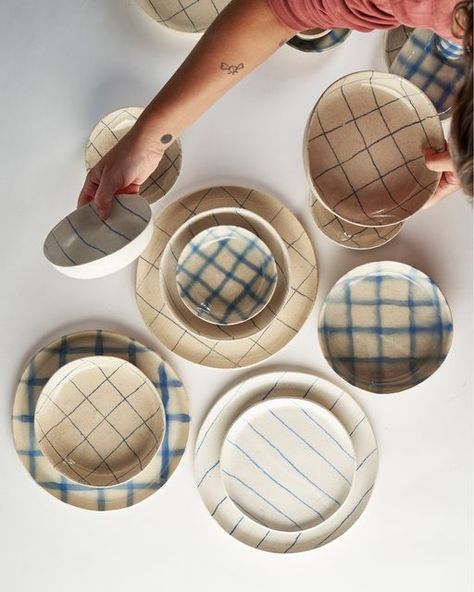 Charlotte Talbot-Mauloubier / Céramiste on Instagram: "I looove to create mix & match sets. It is the most satisfying activity. The photographer may think I am annoying by constantly changing this plate by this bowl & moving arounf products to have the perfect arrangment. I dont't care because the photographer is my husband :) I can be a terrible client and I don't pay so all beneficial for me hi hi :) Photographer @jonathanmauloubier #superceramics #tableware #poterie #pottery #ceramique #f I Am Annoying, Dessert Homemade, Ceramics Pottery Bowls, Bull Tattoos, Homemade Dessert, Food Photography Props, Dining Ware, Ceramic Platters, Most Satisfying