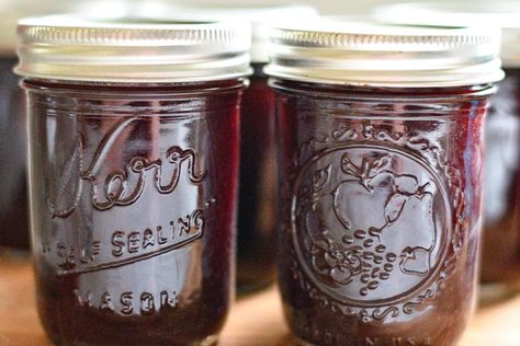 Easy Cherry Syrup Recipe Cherry Syrup Recipe, Cherry Jelly Recipes, Sour Cherry Recipes, Health Benefits Of Cherries, Pectin Recipes, Goose Recipes, Cherry Muffins, Cherry Syrup, Canned Cherries