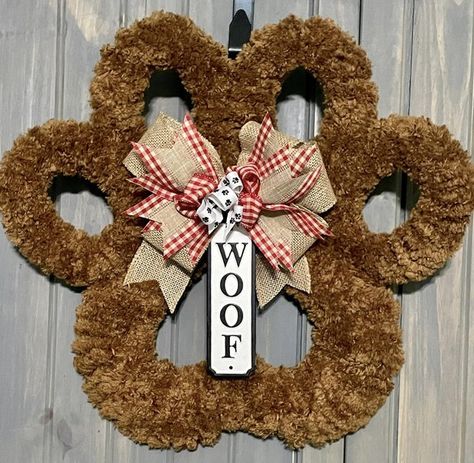 Dollar Tree Fanatics Crafts & Decor | A lot of you saw my dog paw post the other day and commented asking what are used and how I did it | Facebook How To Make A Dog Paw Wreath, Dog Paw Print Wreath, Pawprint Wreath Diy, Dog Wreaths For Front Door Diy, Dog Paw Wreaths For Front Door, Paw Print Wreath Diy Dollar Tree, Dollar Tree Dog Paw Wreath, Dollar Tree Dog Diy, Paw Wreath Diy