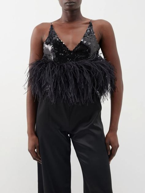 New Year’s Eve 2023 Fantastic Fashion Trends [PHOTOS] – WWD Gucci Jeans, Feather Tops, Shoe Image, Brunello Cucinelli Men, David Koma, Alexander Mcqueen Men, Black Feathers, Cropped Top, New Year's