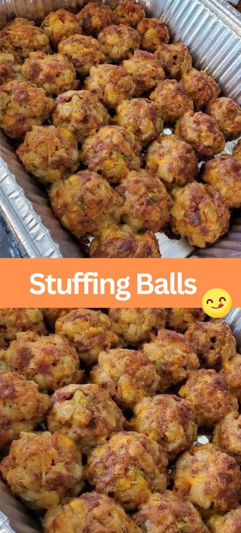 Stuffing Mix Recipes, Stuffing Balls Recipe, Onion Stuffing, Traditional Stuffing, Hearty Bread, Easy Stuffing Recipe, Sage And Onion Stuffing, Spinach Balls, Stuffing Balls