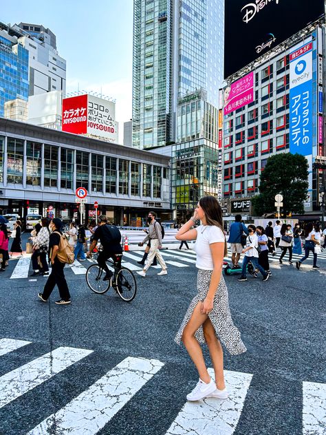 Shibuya Crossing, Visit Tokyo, Japan Street, Japan Aesthetic, Tokyo Travel, Future Life, Japan Fashion, Study Abroad, Tokyo Japan