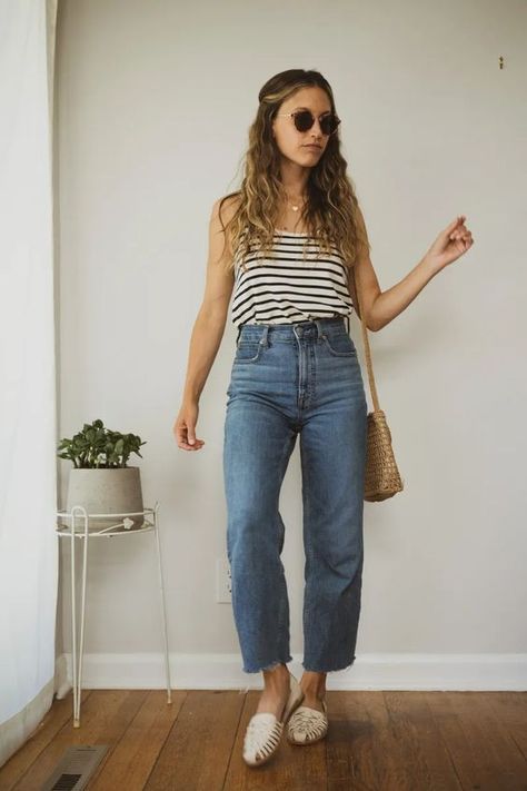 Daily Look 6.30.23 - Stitch & Salt Minimalist Spring Outfits 2024, Elevated Basics Outfit Summer, Wide Leg Jeans Summer Outfit, Fitted Tops Outfit, Anthropologie Style Outfit, Professor Clothes, Chilly Summer Outfit, Chilly Spring Outfits, Summer Jeans Outfit