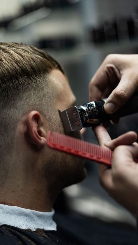 Barber Shop Photography, Barber Photoshoot, Barber Haircuts, Barber Man, Barber Clippers, Barbers Cut, Straight Razor Shaving, Mens Nails, Barbershop Design