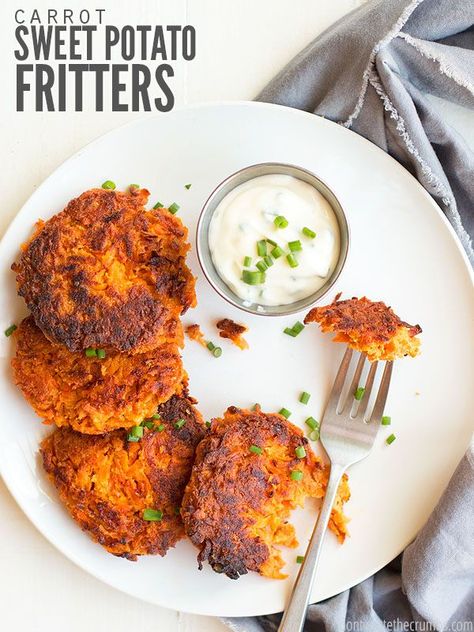 Carrot and Sweet Potato Fritters Carrot And Sweet Potato, Carrot Fritters, Sweet Potato Fritters, Potato Fritters, Paleo Whole 30, Oat Flour, Juicing Lemons, Baby Food Recipes, Sweet Potato