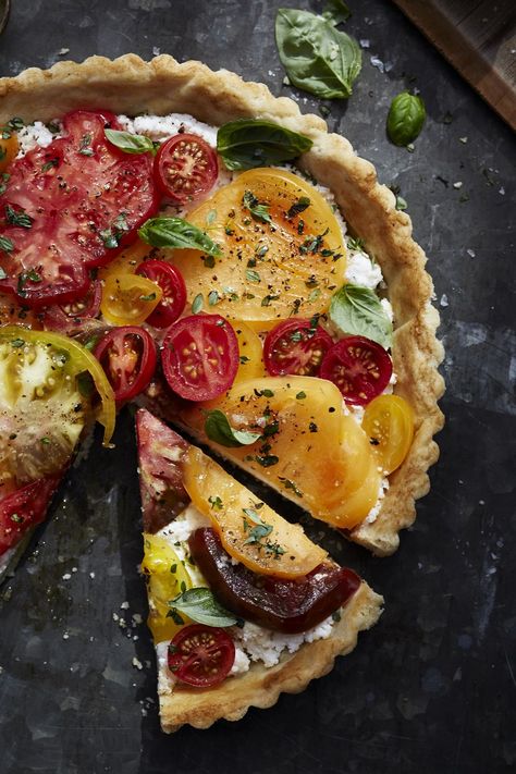 Heirloom Tomato Tart, Magazine Recipes, Tomato Tart, Heirloom Tomato, God Mat, Tomato Recipes, Tart Recipes, A Pizza, Pavlova