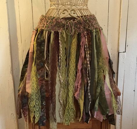 Tattered Pixie Skirt in gorgeous greens and pinks #festivalclothing #hippie #pixieskirt Tattered Skirt, Pixie Costume, Rag Skirt, Pixie Skirt, Skirt Diy, Fair Outfits, Fairy Outfit, Fairy Skirt, Estilo Hippie