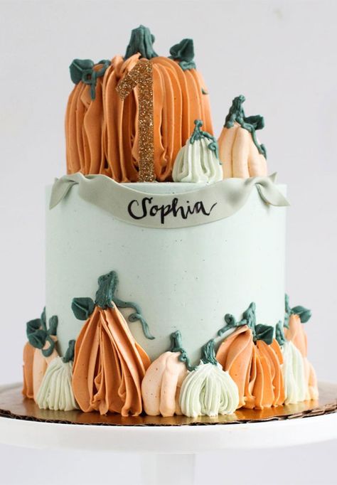 First Birthday Cake Fall Theme, Pumpkin Themed Cake, Pumpkin Theme Cake, Pumpkin 1st Birthday Cake, Birthday Cake Pumpkin, First Birthday Cake Pumpkin Theme, Birthday Cake Autumn Theme, First Birthday Cake Girl, Birthday Cake Pics