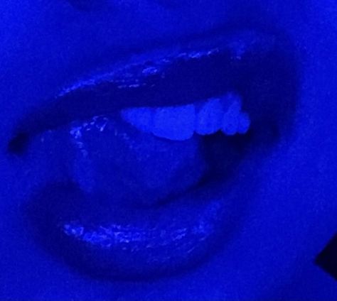 Deep Blue Aesthetic, Spoiled Girlfriend, Blue Spirit, Colors Aesthetic, Lips Photo, Blue Aesthetic Dark, Lip Wallpaper, Dark Blue Wallpaper, Everything Is Blue