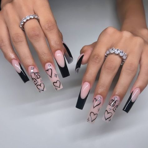 Chicano Nails Designs, Simple Edgy Nails, Chola Nails Acrylic, Cholo Nails, Gangster Nails Designs, Mafia Nails, Old School Nails, Chola Nails, Chicano Nails