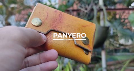 Make a NO SEW Leather Wallet at Home - 6 Steps (WITH PICTURES) - INSTRUCTABLES : 6 Steps - Instructables No Sew Leather Wallet, No Sew Leather Projects, Leather Flower Tutorial, Wallet Pattern Free, Diy Leather Wallet, Flower Wallet, Leather Wallet Pattern, Leather Crafting, Leather Diy Crafts