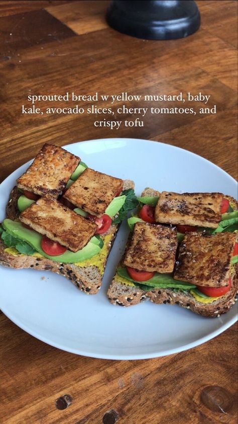 Tofu Toast, Tofu Avocado, Vegan Tofu, Food Is Fuel, Food Diary, Healthy Snacks Recipes, Pretty Food, Veggie Recipes, Healthy Lunch