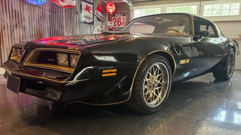 Burt Reynolds’ 1978 Pontiac Trans Am Fails To Sell At Auction 1978 Trans Am, 1978 Pontiac Trans Am, Famous Vehicles, Trans Am For Sale, Pontiac Trans Am, The Bandit, Smokey And The Bandit, Burt Reynolds, New Roads