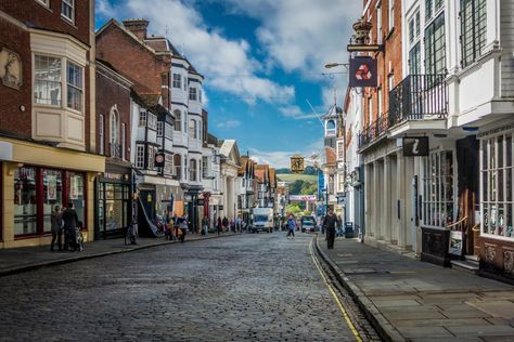 15 Best Things to Do in Guildford (Surrey, England) - The Crazy Tourist Guildford Surrey, Surrey England, Net Zero, Greater London, National Trust, Street Photo, Labour, Historic Buildings, Selling House