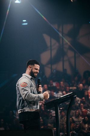 Preaching The Gospel Photography, Preaching Aesthetic, Youth Pastor Aesthetic, Pastor Aesthetic, Preacher Aesthetic, Pastor Preaching, Church Photography, Church Photos, Elevation Church