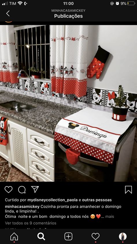 Mickey And Minnie Bathroom, Mickey Decor, Mickey Bathroom, Minnie Mouse Kitchen, Disney Character Makeup, Mickey Decorations, Mickey Mouse Kitchen, Maa Durga Photo, Themed Kitchen