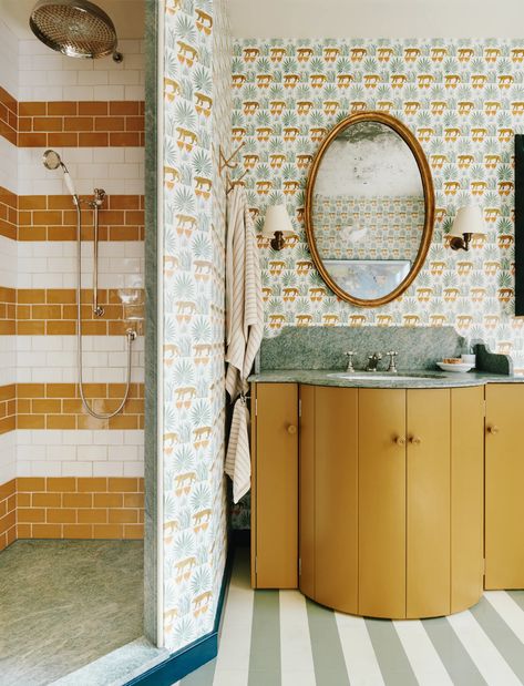 Playfulness and practicality mingle in a London house by Lucy Hammond Giles | House & Garden Warm Bathroom, Stool Covers, Downstairs Toilet, Country Bathroom, London House, Main Bathroom, Carpet Stairs, Stylish Bathroom, Powder Rooms