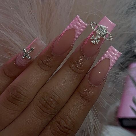 Light Pink Nails French, Pink Croc Print Nails, Light Pink Nails French Tip, 18th Birthday Nails Ideas, Croc Print Nails, Pink Nails French Tip, Pink Nails French, Pretty Pink Nails, Nails With Charms