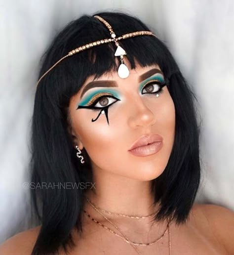 Cleopatra Makeup Ideas, Cleopatra Make-up, Egyptian Make Up, Cleopatra Outfit, Cleopatra Makeup, Cleopatra Halloween Costume, Beautiful Halloween Makeup, Cleopatra Halloween, Makeup Ideas For Halloween