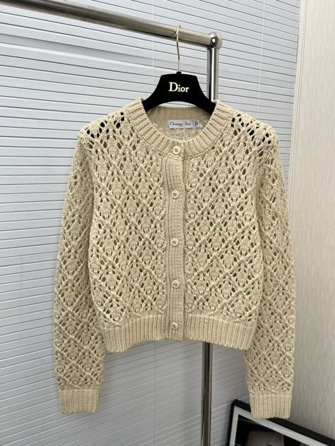 Dior Knitwear, Dior Cardigan, Knitwear Trends, Fashion Sewing Tutorials, Crochet Blouse, Summer Knitting, Cardigan Sweaters For Women, Crochet Headband, Knitwear Design