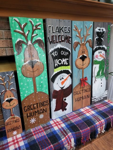 Christmas Wood Pallets Ideas, Wooden Painting Ideas Diy Crafts, Christmas Porch Board Ideas, Wood Board Christmas Crafts, Wood Crafts Christmas Project Ideas, Christmas Wood Signs Porches, Christmas Wood Crafts Diy Wooden Signs, Christmas Porch Leaners Diy, Christmas Crafts To Sell 2023