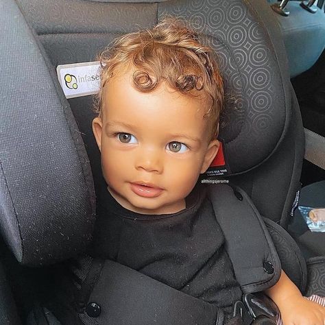 Jerome James, Mommy And Baby Pictures, Mommy Moments, Afro Curls, Cute Mixed Babies, Cute Black Babies, Baby Fashionista, Mixed Kids, Cute Couples Hugging