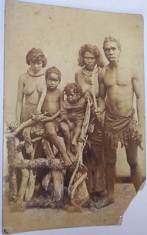 Tasmanian Aboriginal, Aboriginal Photography, Lismore Nsw, Holding Spear, Stone Age People, Aboriginal Symbols, Australian Aboriginals, Aboriginal History, Aboriginal Culture