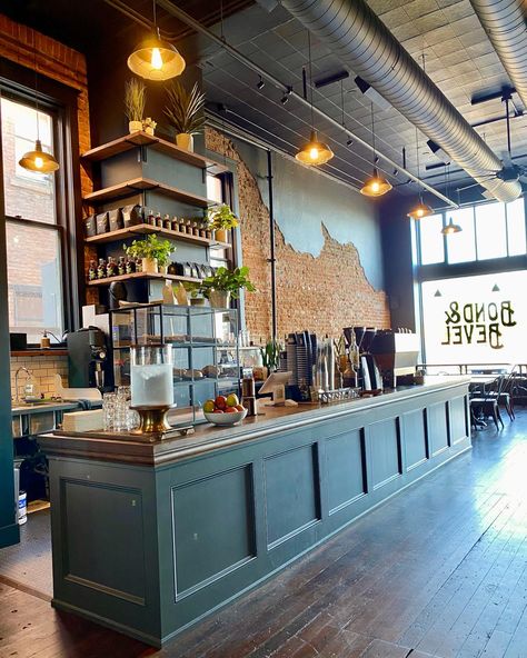 Industrial Coffee Shop, Rustic Coffee Shop, Coffee Shop Counter, Caldwell Idaho, Vintage Coffee Shops, Modern Coffee Shop, Rustic Cafe, Bakery Design Interior, Small Coffee Shop