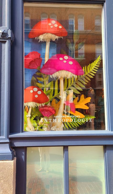 Anthropologie Fall Window Display, Autumn Window Display Retail, Scandinavian Window, Easter Window Display, Anthropologie Window Display, Anthropologie Display, Halloween Window Display, Autumn Window Display, Window Display Retail