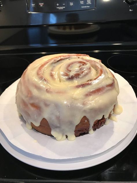 Giant Cinnamon Roll Recipe by Tasty Giant Cinnamon Roll Recipe, Giant Cinnamon Rolls, Rolls Food, Cinnamon Desserts, Sweet Roll Recipe, Cinnamon Roll Recipe, Best Cinnamon Rolls, Cinnamon Roll Cake, Cinnamon Bun