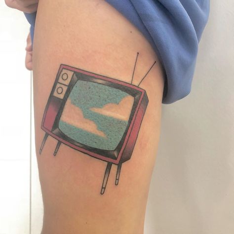 @loreprod shared a photo on Instagram: “TRASMETTERE SERENITÀ  #loreprod #lorenzoanzini #tattoo #tattoos #tattooitaliamagazine #tattoolife #domcre #tv #television #sky #cielo…” • Jun 30, 2020 at 5:43pm UTC Television Tattoo, Triangle Tattoo, A Photo, Tattoos, Tv, On Instagram, Instagram