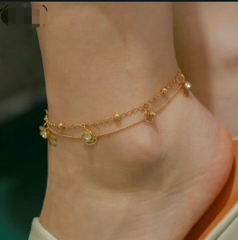 Foot chain anklet Anklet Aesthetic, Golden Anklets, Turkish Gold Jewelry, Thigh Jewelry, Golden Jewellery, Anklets Indian, Diamond Anklet, Gold Jewels Design, Delicate Jewellery