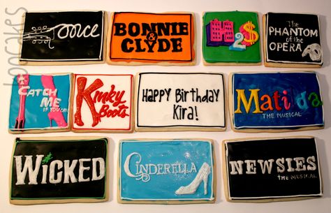 High School Musical Cookies, Musical Theatre Birthday Cake, Broadway Cake Ideas, Dti Theme Broadway Musical, Broadway Cookies, Broadway Sweet 16, Painted Sugar Cookies, Broadway Theme, Bar Mitzva