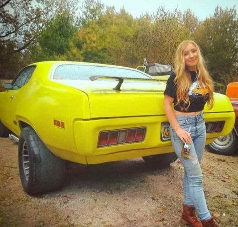 Mopar Girl, Johnny Blaze, Plymouth Gtx, Mopar Cars, Mopar Muscle Cars, Plymouth Roadrunner, Scat Pack, Custom Muscle Cars, Mopar Muscle