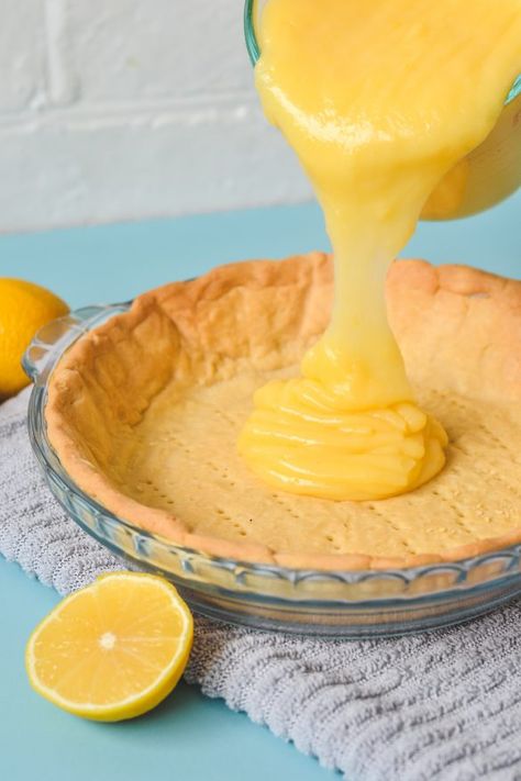 Homemade Lemon Meringue Pie, Lemon Meringue Pie Easy, Best Lemon Meringue Pie, Lemon Pie Recipe, Meringue Pie Recipes, Lemon Curd Filling, Italian Meringue, Homemade Pastries, Lemon Meringue Pie