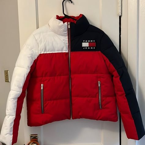 Womens Tommy Hilfiger Puffer Tommy Hilfiger Outfits Women Winter, Tommy Puffer Jacket, Tommy Hilfiger Outfits Women, Tommy Hilfiger Jacket Women, Shirt Design Girl, Tommy Hilfiger Outfits, Tomy Hilfiger, Tommy Hilfiger Puffer Jacket, Tommy Hilfiger Coat