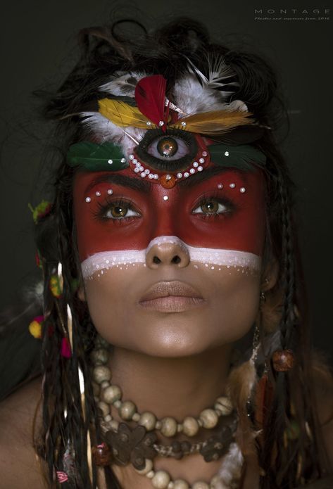 Indian - null Native American Makeup, Red Dreads, American Makeup, Wild West Party, Glamour World, Red Indian, Male Makeup, Face Swaps, The Third Eye