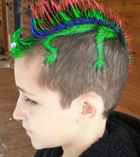 When Their Schools Held Crazy Hair Day, These 15 Kids' Families Delivered the Weirdest, Wackiest 'Dos EVER - Woman's World Hairstyles For School Boy, Ombre Blond, Wacky Hair Days, Crazy Hair Day, Wacky Hair, Crazy Hair Day At School, Beautiful Hairstyles, Crazy Hair Days, Creative Hairstyles